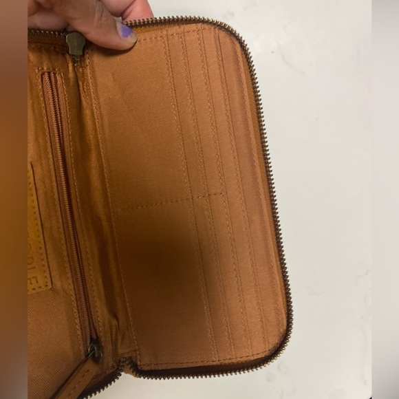 NFree People Wallet Brown Distressed Vegan Wristlet Strap Zip Closure Clutch - Picture 14 of 16